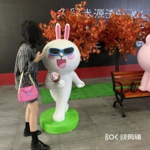 商場女友—肥臀小姐姐後入合集