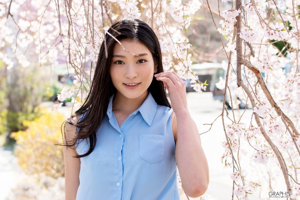 [Graphis] Special Gravure - Suzu Honjo 本莊鈴 [54P]