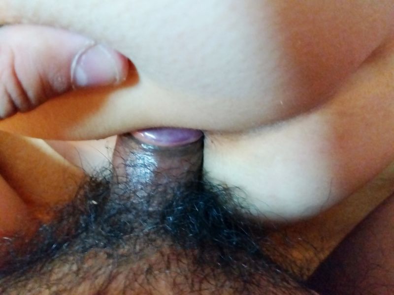 膽大猥瑣屌丝約見網友一起吃飯各種套路把妹紙灌醉不醒人事帶到住所扒光啪啪