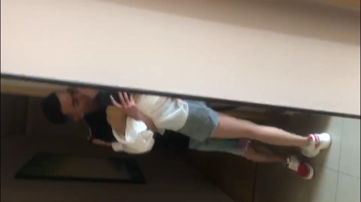 91新人wushirenfeijzj - 主動約我好幾次的大奶子美少婦 完美露臉。