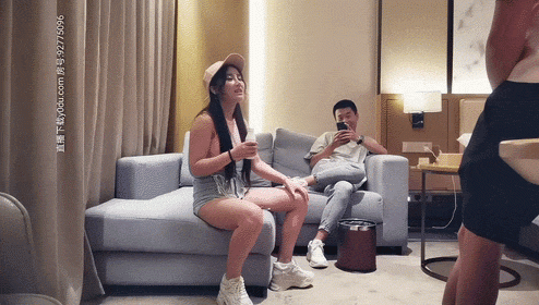 【9總全國探花】寶馬女玩3P,極品高顏值女神,前後夾擊淫叫響徹房間。