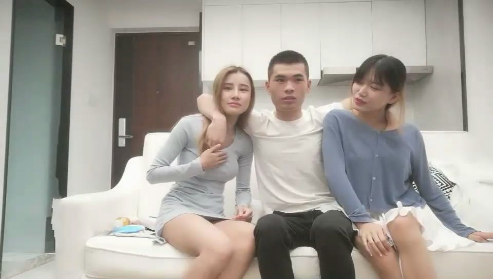 帥小夥再約上次操過的高顏值氣質性感美女。