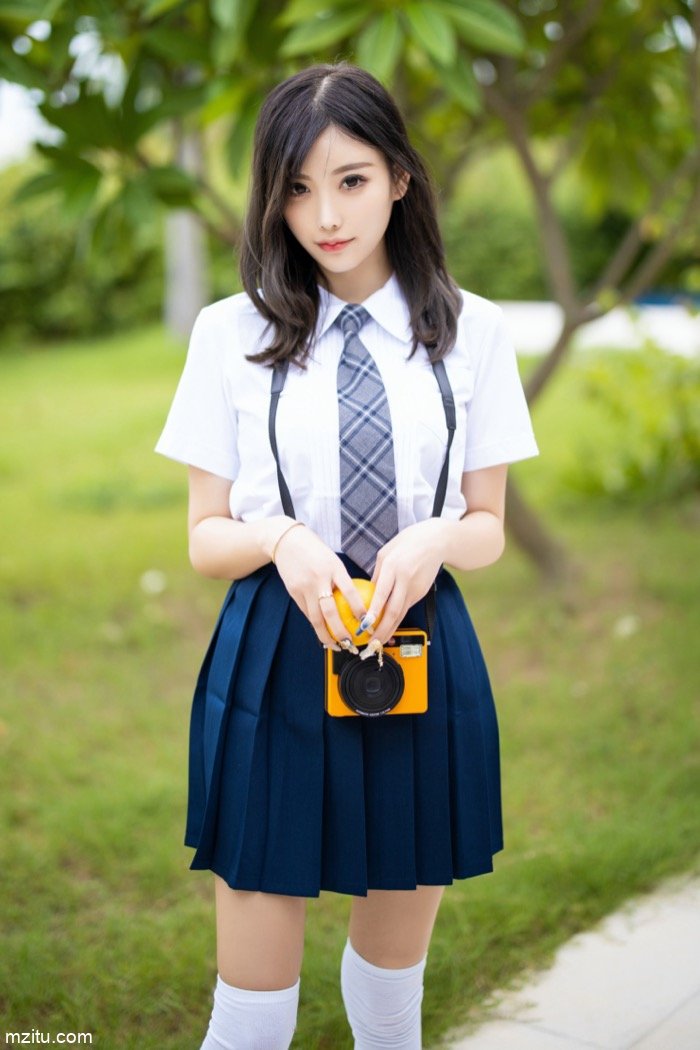 甜美女神楊晨晨變裝小劇場:被調教的清純校花[39P]