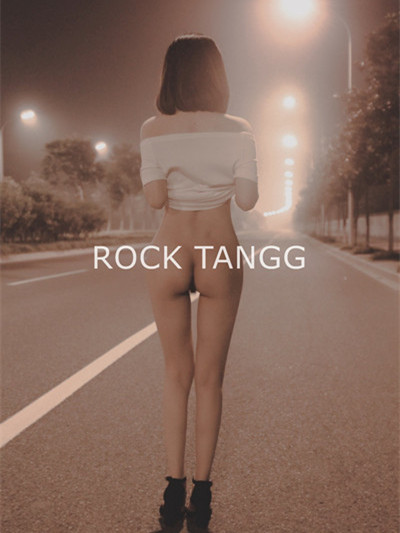 推特母狗調教『RockTangg』白虎抖M 夜行肛塞尾巴 車廂調教附70P [355M/MP4]