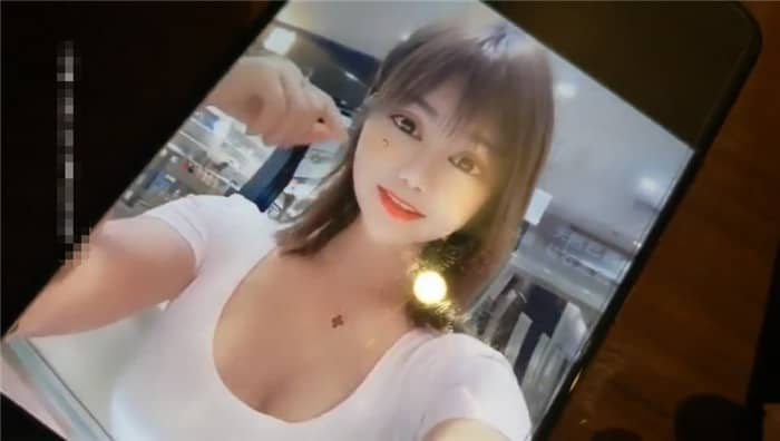 狼哥雇傭黑人留學生酒店嫖妓偷拍之小黑套路中國女朋友啪啪偷拍妹子英語說的不錯身材苗條