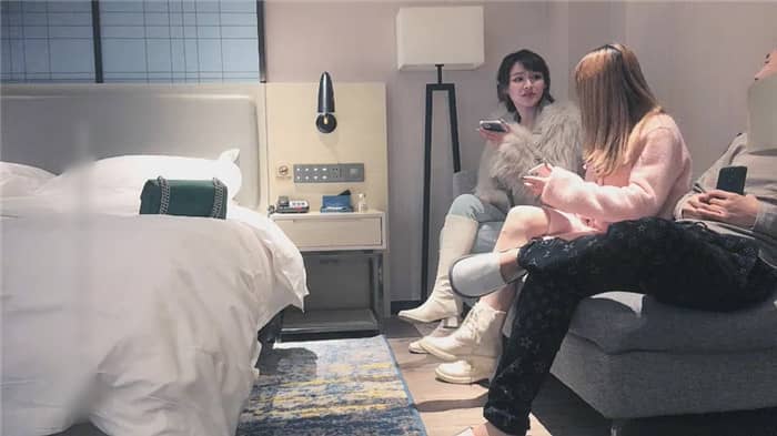 【文軒探花】高端週邊，175大長腿，苗條美乳，身材完美