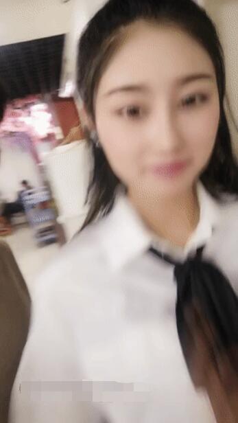 風情萬種顏值不錯的極品美乳美女和帥哥酒店激情啪啪，幹得各種高潮嬌喘連連