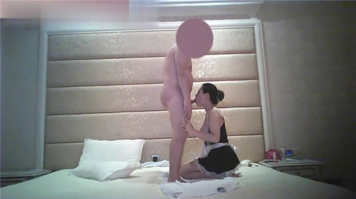 高級會所大奶美女公關被土豪站立式玩弄