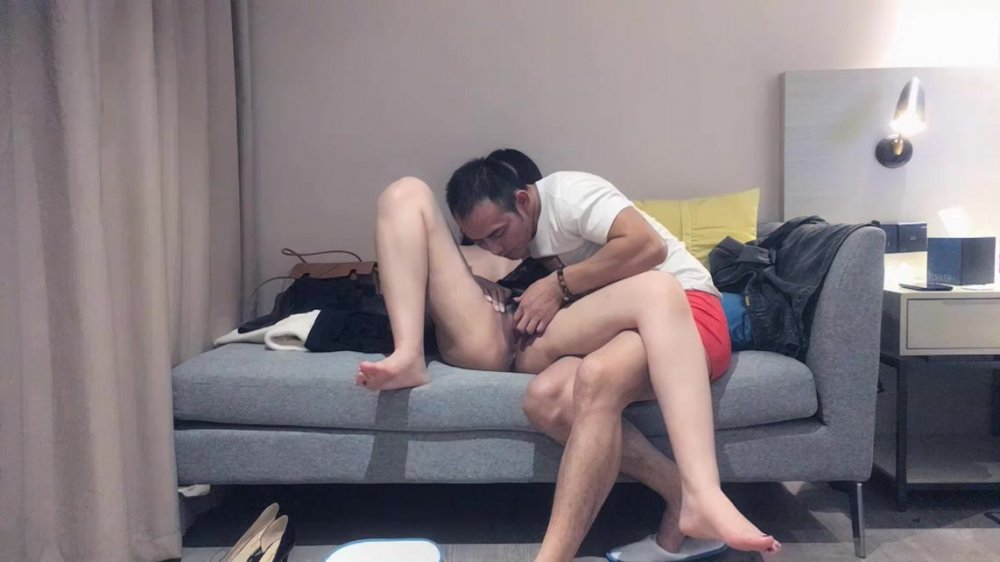 【AI高清2K修復】黃先生今晚硬邦邦肌肉男代班大奶妹