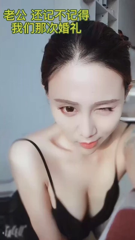 給你們看看一個精液肉便器嫁綠帽王八你不是最喜歡我這樣了嗎？