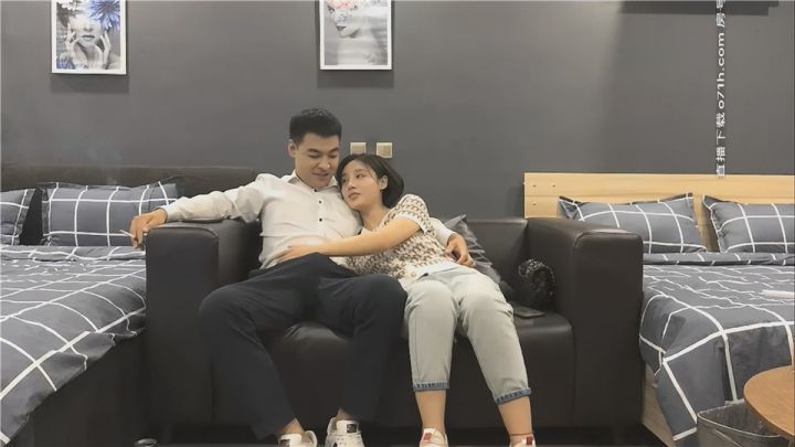 女神小佟麗婭再返場，清純乖巧身材顏值均高分，近距離清晰看小穴被抽查