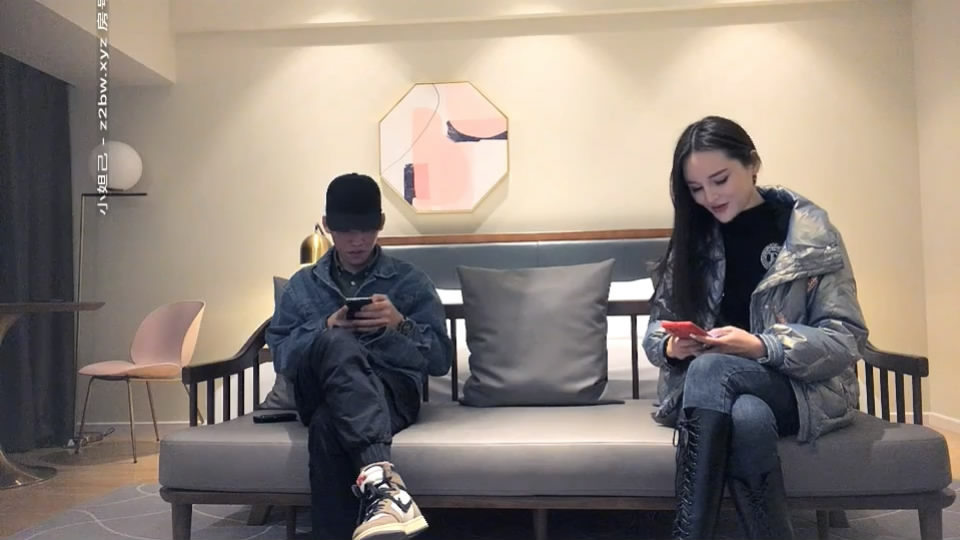 平臺一哥午夜尋花複出首秀高價約炮網紅臉蛋週邊女中途鬧矛盾被瘋狂投訴