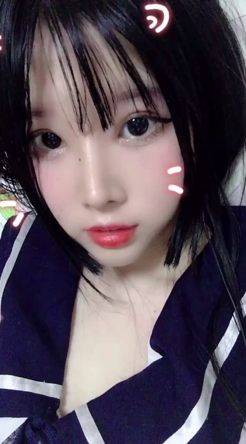 露臉網紅福利姬白絲學生制服▌仙蘿 ▌窄小陰道口清晰可就 紅撲撲的臉蛋真想咬一口粗大陽具乘騎【MP4/678MB】