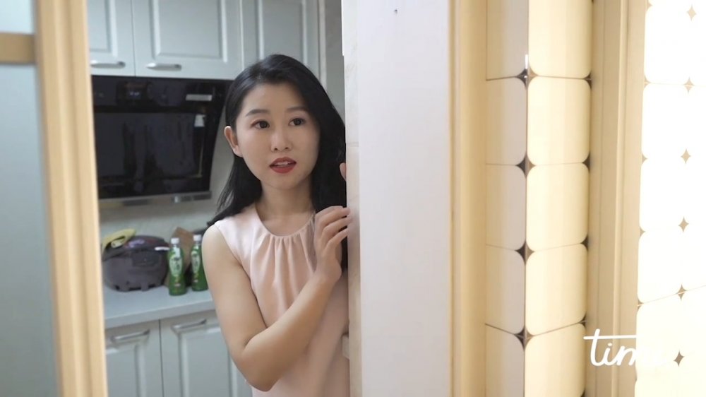 美女少婦吃了我的外賣就要為我服務