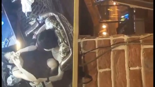 網吧門事件洩密！ 武昌某網吧極品小情侶在機台現場激戰遭前台監控錄下 前臺小妹看得津津有味直乎比AV過癮