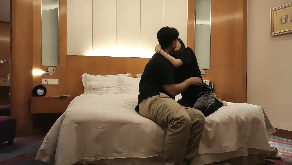 小寶尋花漂亮愛笑的女孩