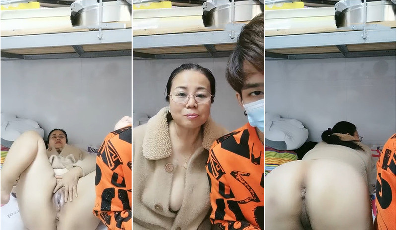 熟女控福利，老少配，50多歲肥熟婦跟帥氣小弟弟寢室啪啪，這肥臀大屁股真誘人