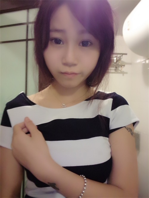 91有錢小帥鍋約炮卡哇伊鄰家可愛小正妹嬌喘呻吟爆操貌似是內射【MP4/237MB】