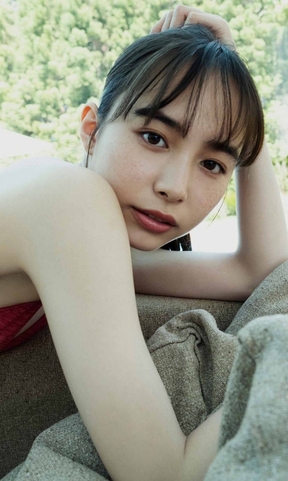 Hiroe Igeta 井桁弘恵， 週プレ PHOTO BOOK Kindle版[32P]