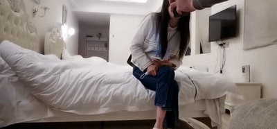 大屌猛哥約操170CM大學生兼職美女 穿上黑絲極品美腿 搞得妹子受不了最後擼射