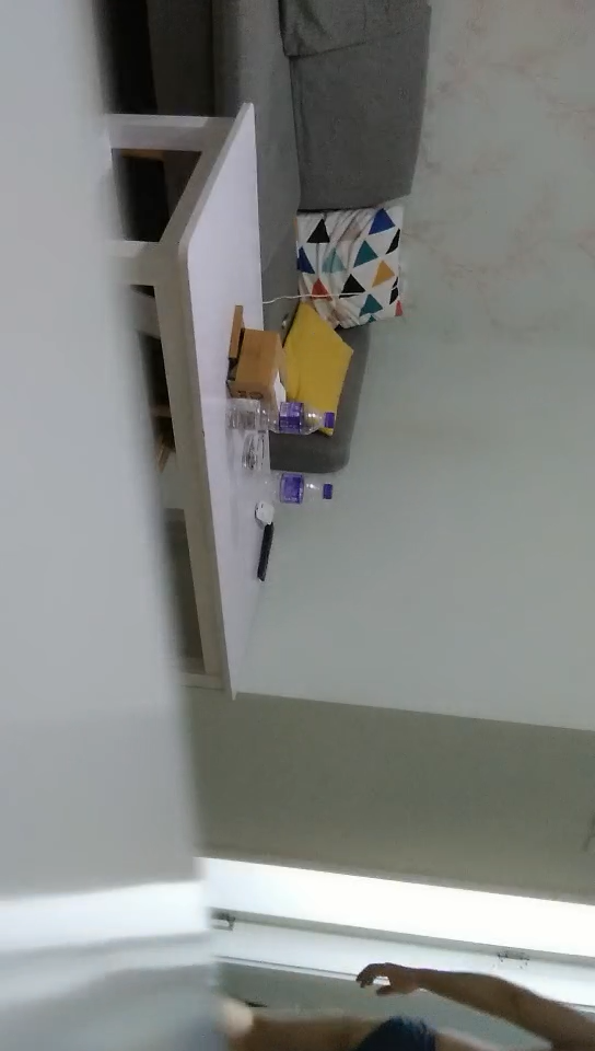 本人比照片美的頂級高顏值高品質禦姐， 太投入 高潮身體透支，躺著起不來了
