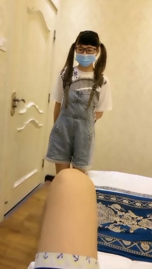 超火推薦價值6000雙馬尾清純學生妹一線天開苞