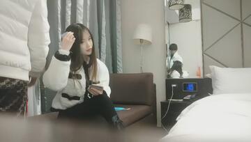 【乾淨利速】，168cm高挑長腿，清純週邊女神，裸吹，滑套，後入猛操，夜夜笙歌歡愉，精品不斷