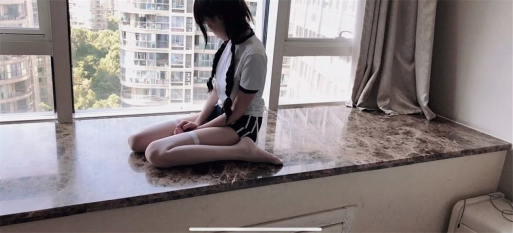 【至尊級❤️蘿莉學妹】91極品新人『兔兔』出道新作-發現體操服妹妹自慰の秘密 情不自禁發生了禁忌之性愛 高清720P原版