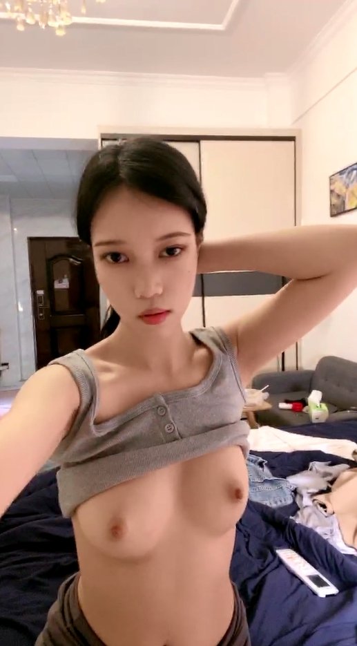 火辣身材極品美乳剛播小姐姐 黑絲高跟鞋道具騎坐 肥穴套弄一進一出 頂級美臀極度誘惑 浴室洗澡襯衣濕身