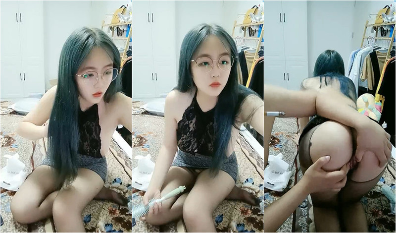 高顏值清純眼鏡娘，極品反差婊，看著乖巧聽話，實在是男友的小母G