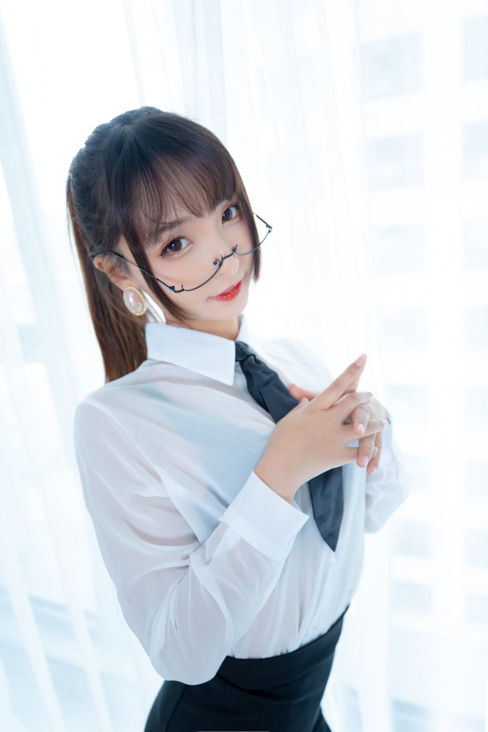 小秘有點純，黑絲很勾人[76P]