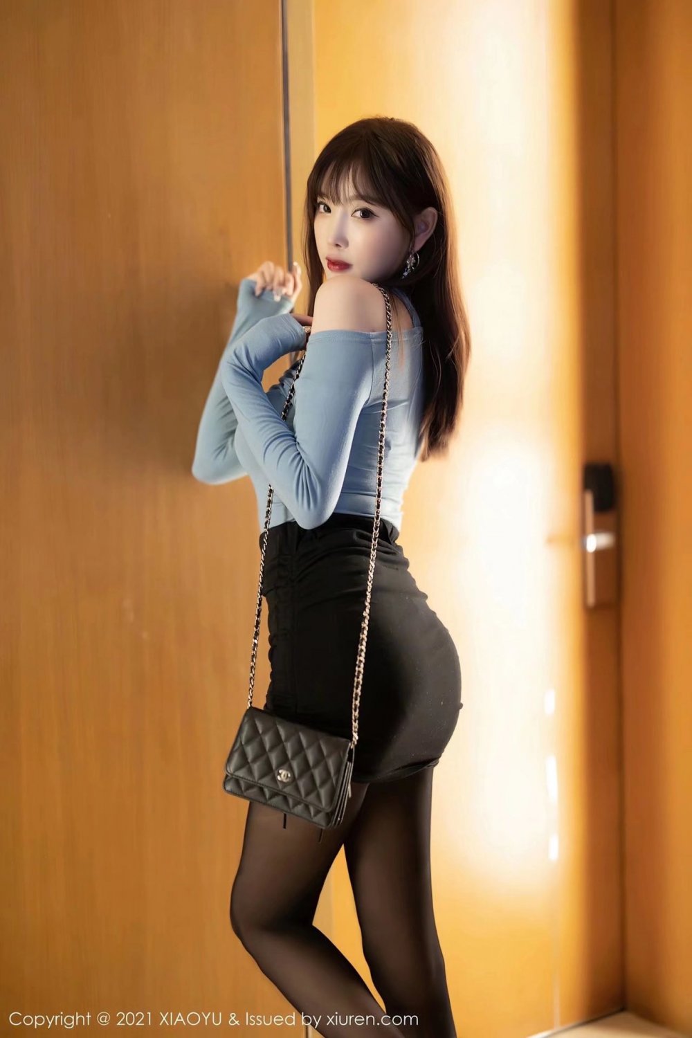 楊晨晨包臀誘惑210831發佈[83]