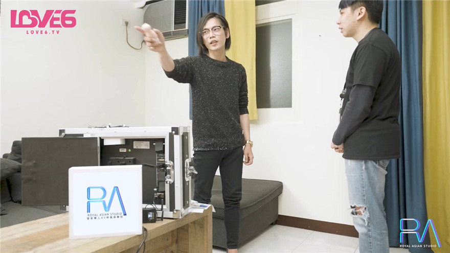 皇家華人 RAS-0165《導演強襲女演員潛規則》想要工作就騎上來 林思妤【MP4/609MB】