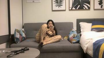 淫蕩指數9分，極品風騷週邊禦姐，性感漁網襪情趣內衣，小夥手指猛扣穴，騷女很享受，S型身材深喉插嘴，扶著大屁股猛操