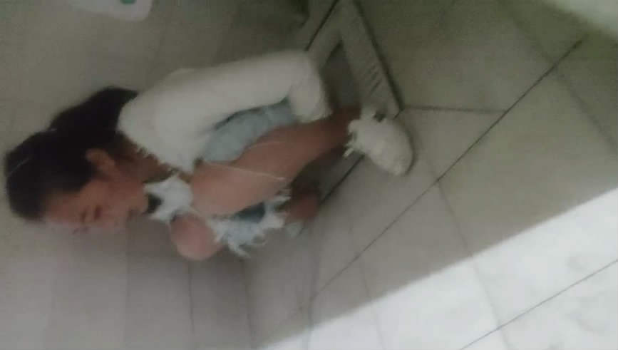 [MP4/348MB] 新片速遞最牛視角偷拍站街女探花《內射小姑娘》下午淫窩探秘再草那個剛下海的牛仔短褲美眉