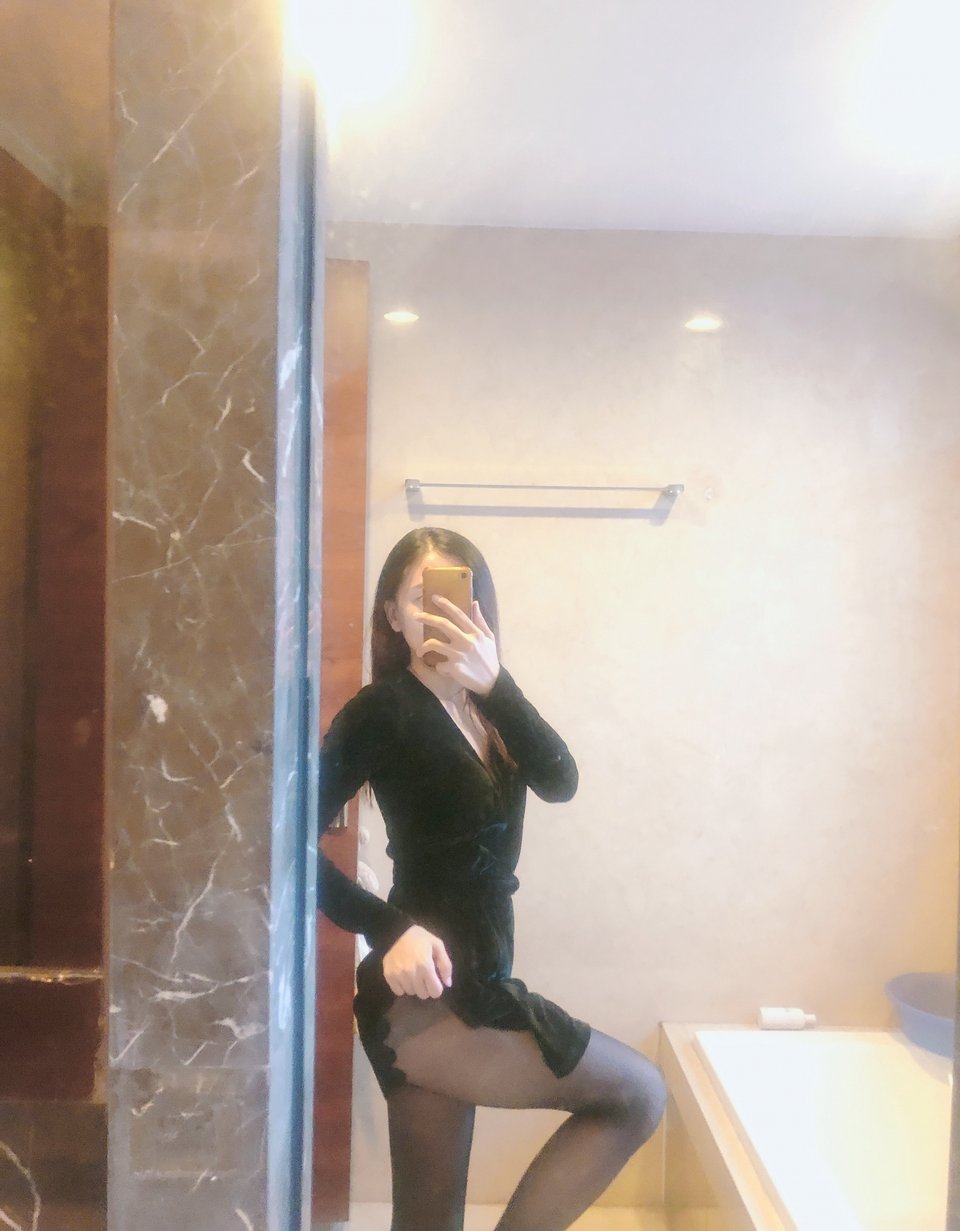拍照一定用手機，我能網上看見你[24P]