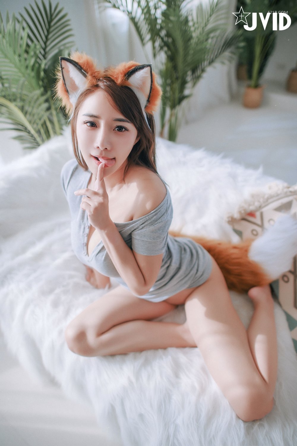 超人氣乳神樂樂[22P]
