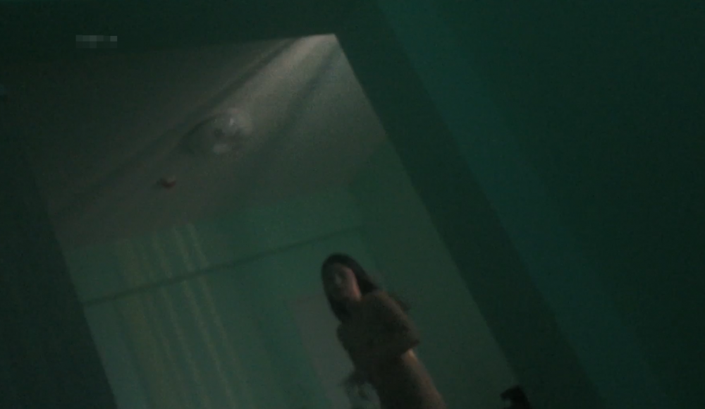 【極品洩密】長髮女友洗完澡在床上被男友多姿勢暴操，呻吟聲聽起來很享受