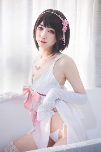 [COSPLAY] 宮本桜 加藤惠浴室