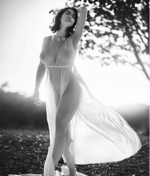 本期關鍵詞coquettish[22P]