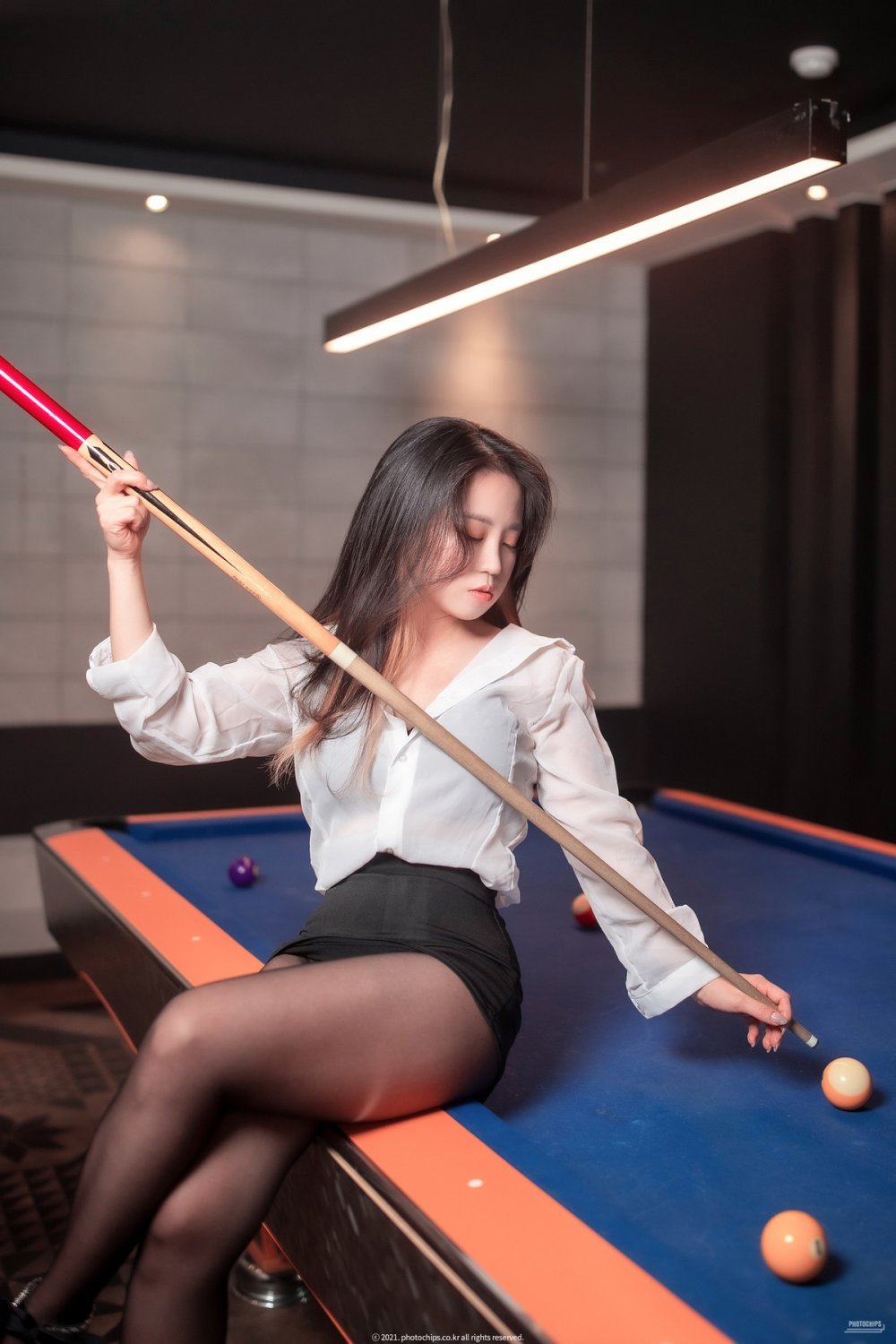 黑絲妹打桌球[24P]