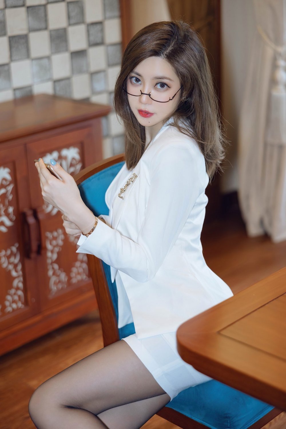 眼鏡騷妹妹綺裡嘉[30P]