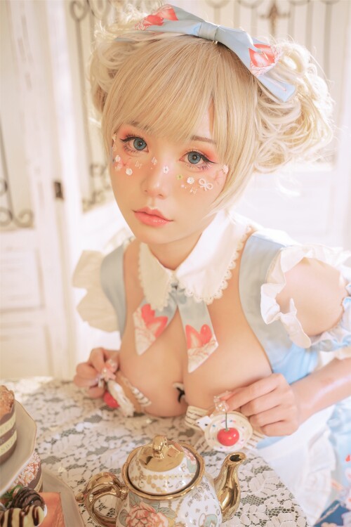 爆機少女喵小吉 - 小吉の秘密お茶會 30P