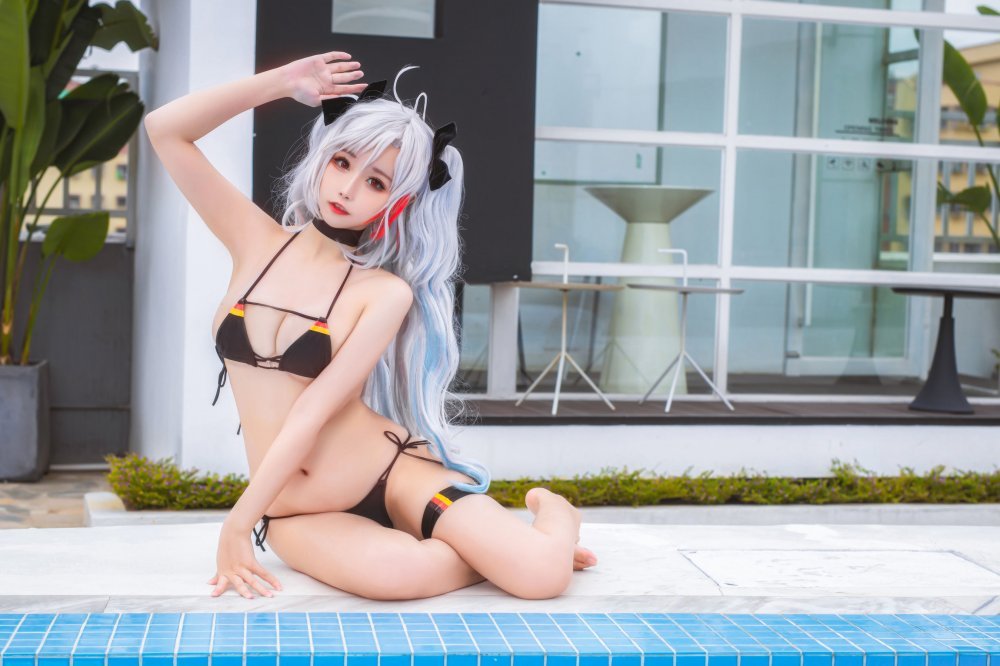 Momoko [20P]