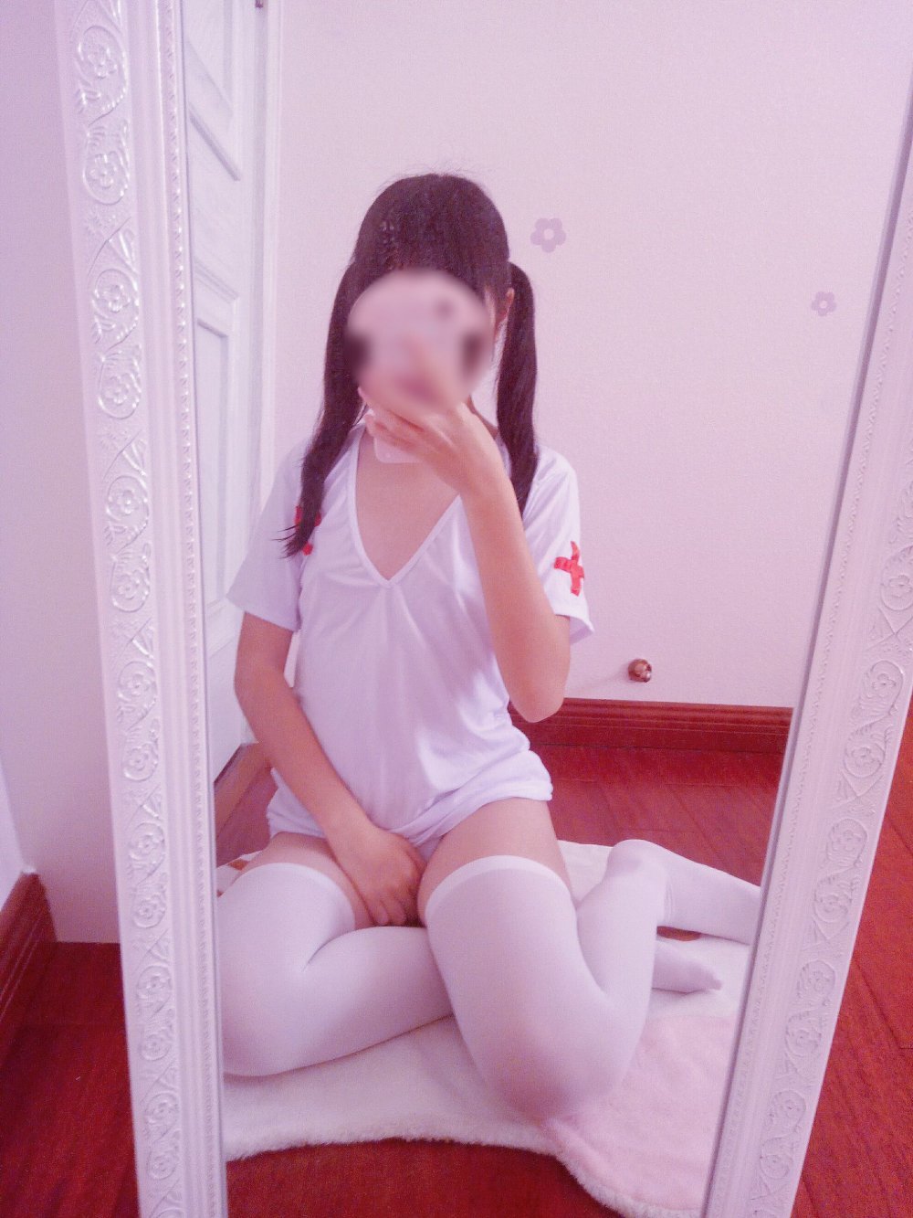 蘿莉小護士[12P]