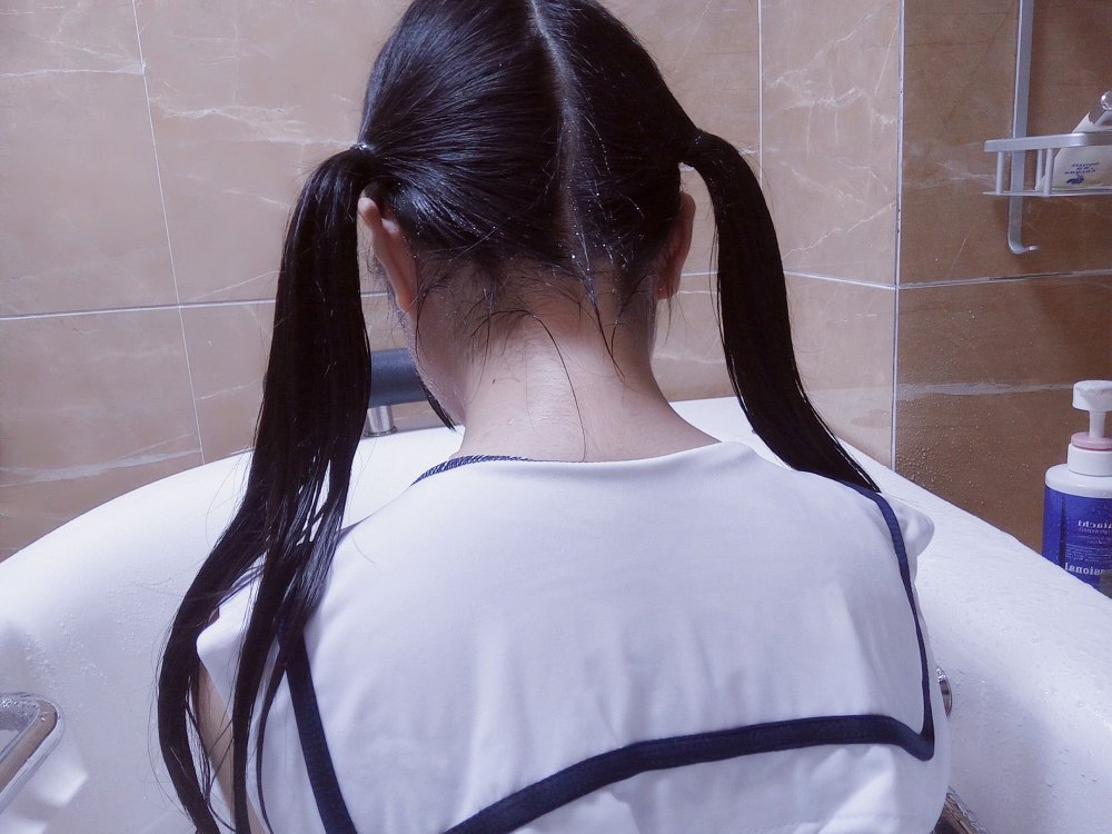 穿衣服洗澡[15P]