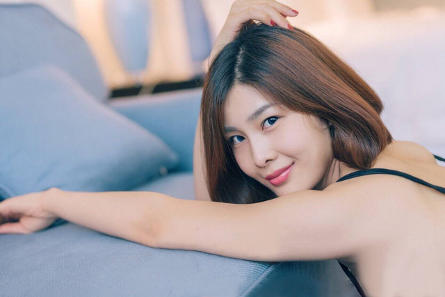 閆盼盼 - 夜玫瑰 [37P]