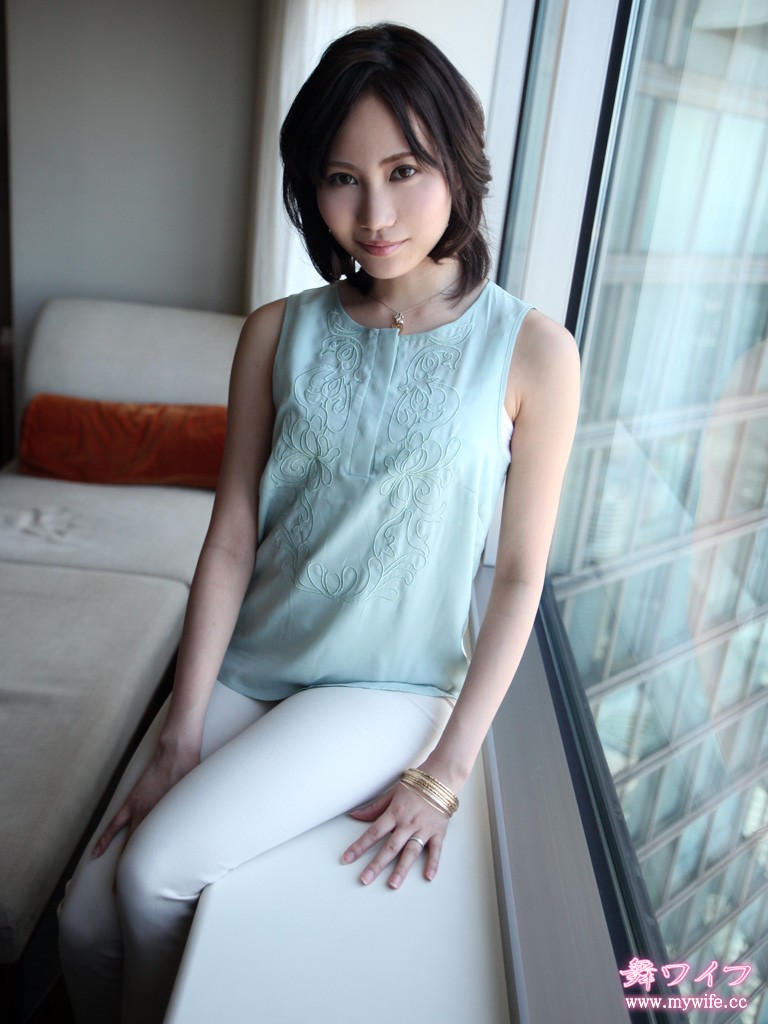 好堅挺的奶子，好細的纖腰，好豐滿的肥臀，好嫩的淫穴[22P]