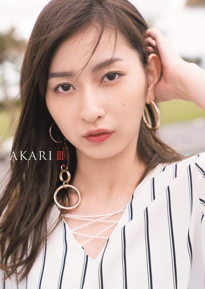 2019.01.09 植村あかり(Juice=Juice)サード写真集 AKARI Ⅲ DVD付き
