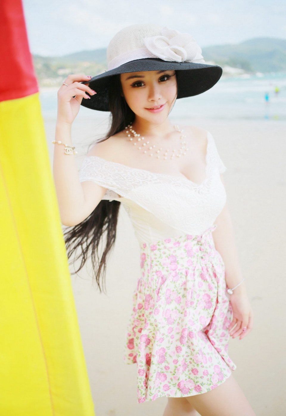 嬰兒肥的臉深深的溝[52P]